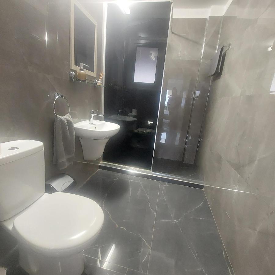 Modern Studio Apartment Armonia Court Paralimni Zewnętrze zdjęcie
