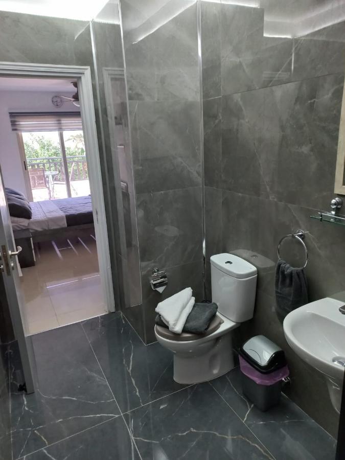 Modern Studio Apartment Armonia Court Paralimni Zewnętrze zdjęcie