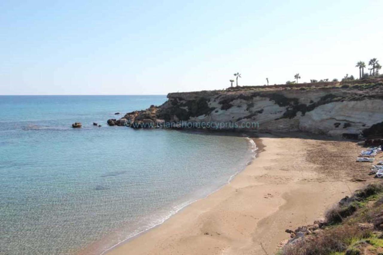 Modern Studio Apartment Armonia Court Paralimni Zewnętrze zdjęcie